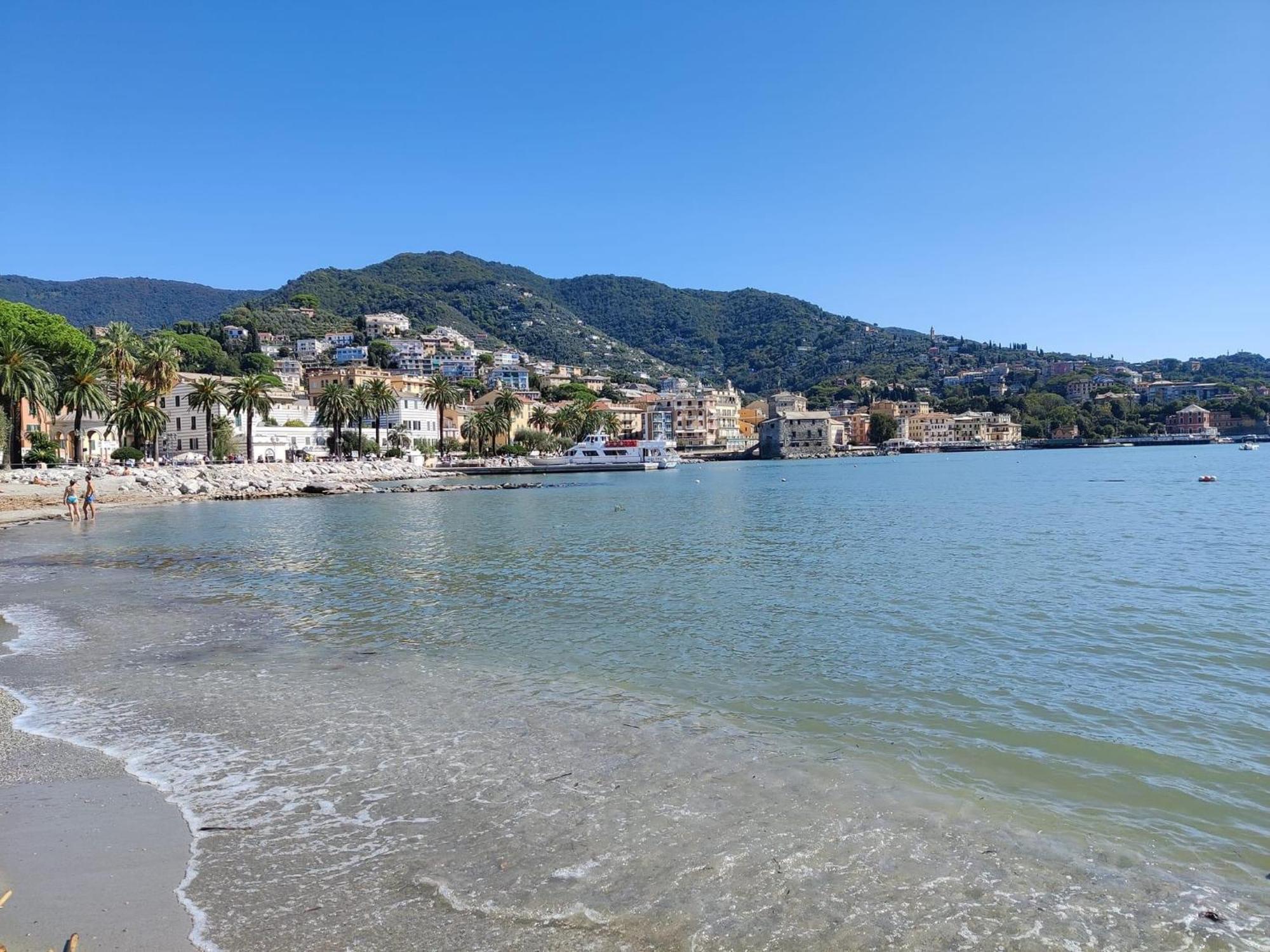 Edens House Con Parcheggio Privato Gratuito Apartamento Rapallo Exterior foto